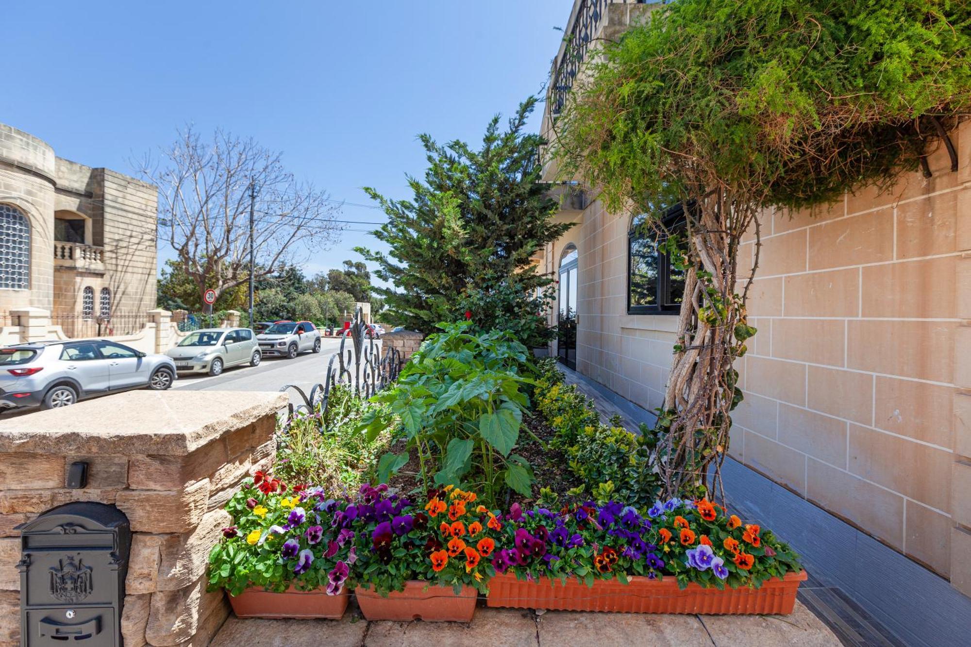 Modern & Lovely Studio - Prime Location San Ġiljan Extérieur photo